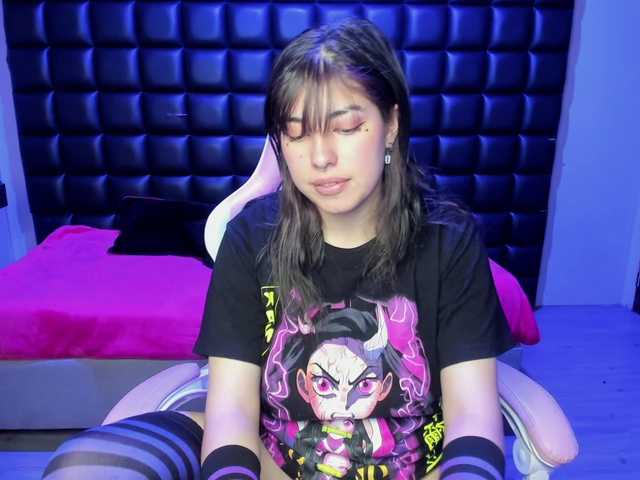 VileettaMiller webcam