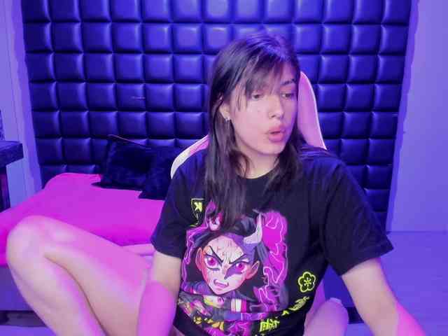 VileettaMiller webcam