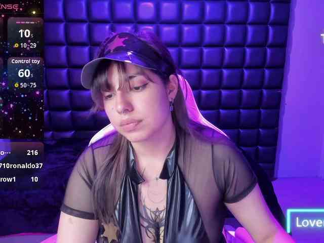 VileettaMiller webcam