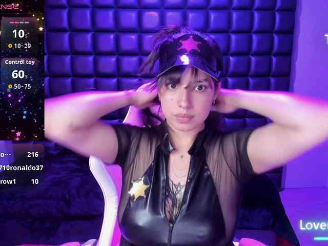 VileettaMiller webcam