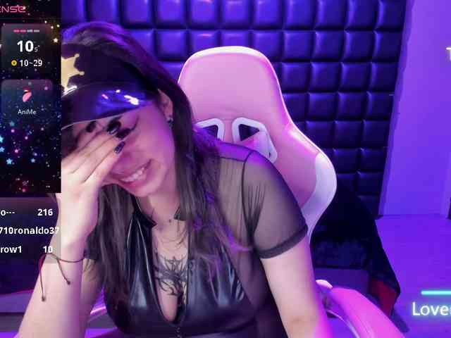 VileettaMiller webcam