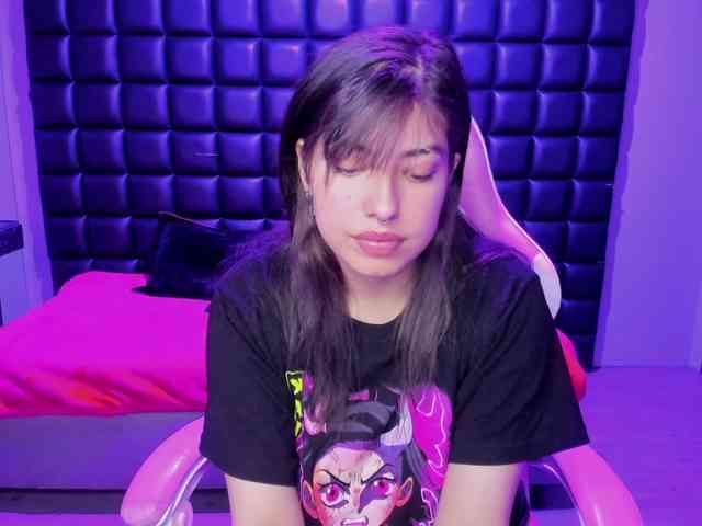 VileettaMiller webcam