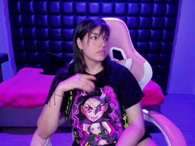 VileettaMiller webcam