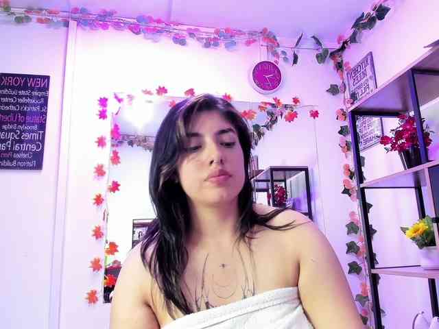 VileettaMiller webcam