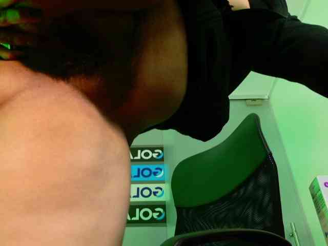 VileettaMiller webcam