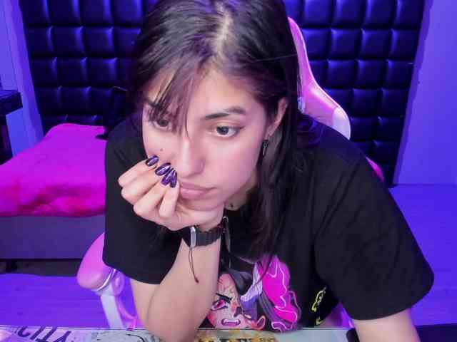 VileettaMiller webcam