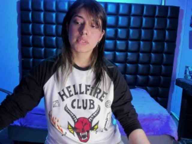 VileettaMiller webcam