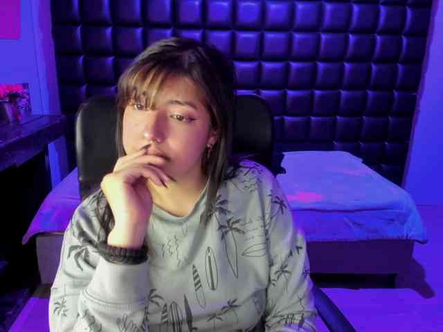 VileettaMiller VileettaMiller