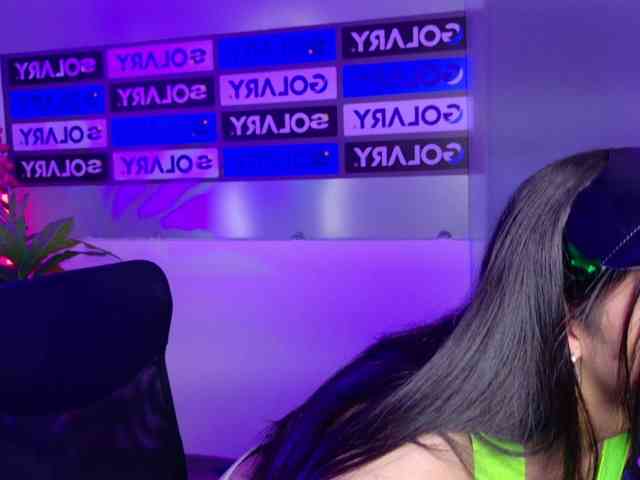 VileettaMiller webcam
