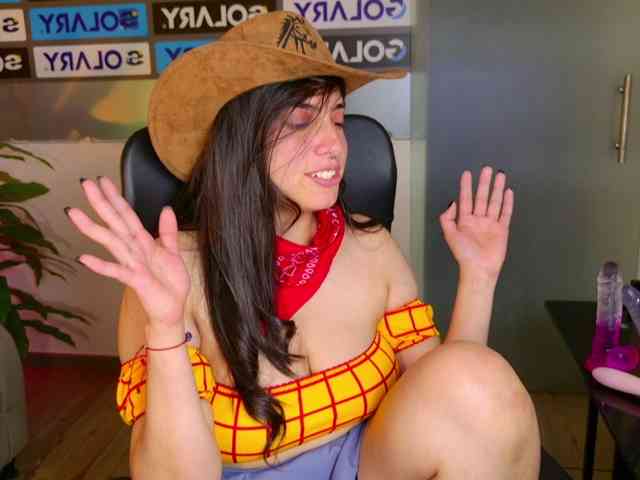 VileettaMiller webcam