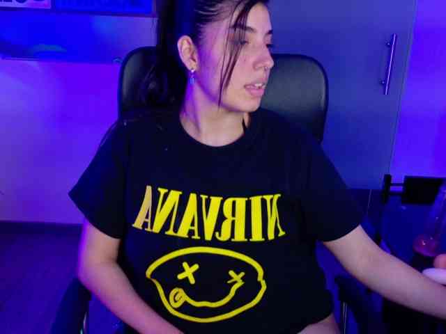 VileettaMiller webcam