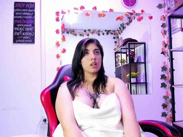 VileettaMiller webcam