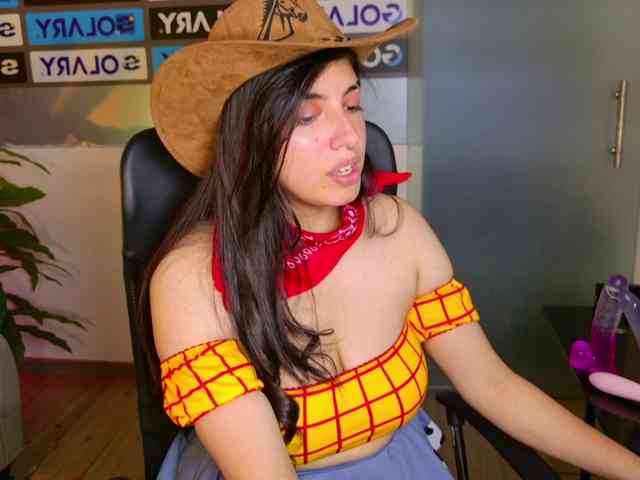 VileettaMiller webcam