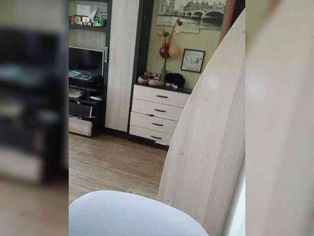 Lakomka099 webcam