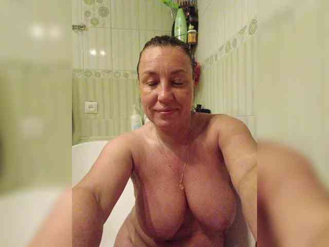 Lakomka099 webcam