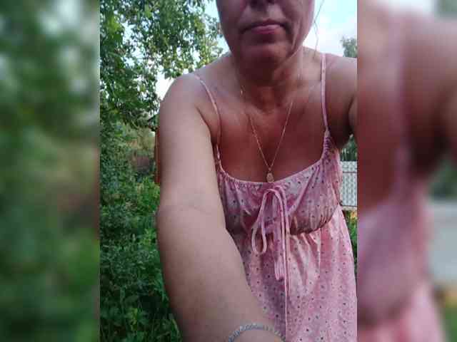 Lakomka099 webcam