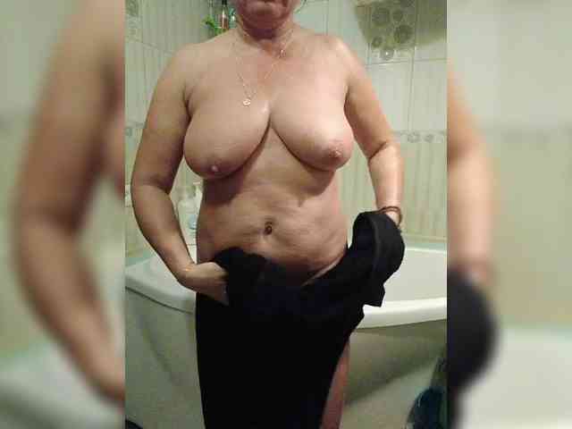 Lakomka099 webcam
