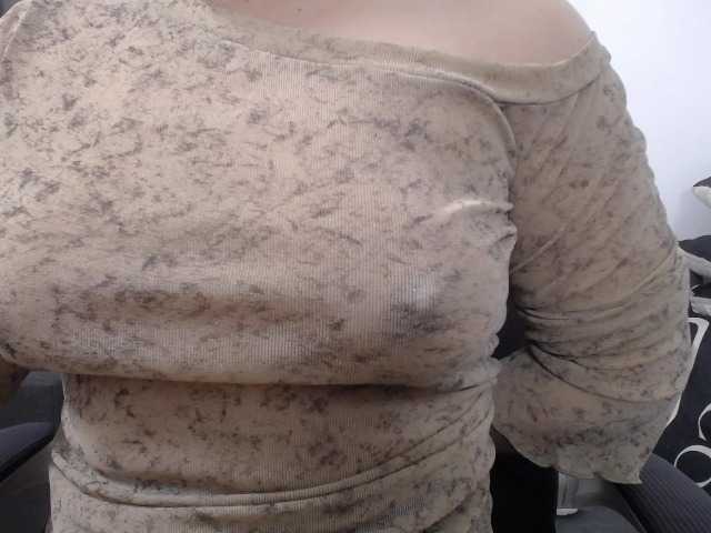 Min9x Live Cam on BongaCams