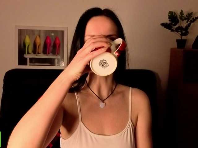 Annakillkiss's BongaCams show and profile