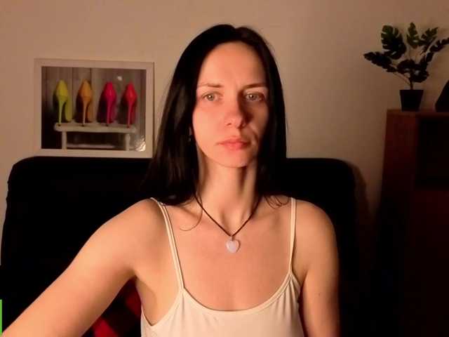 Annakillkiss's BongaCams show and profile