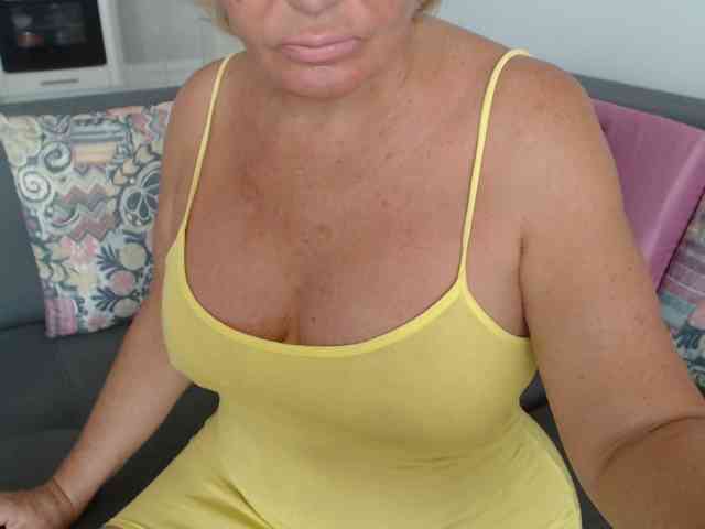 sexcam show YourAngelX