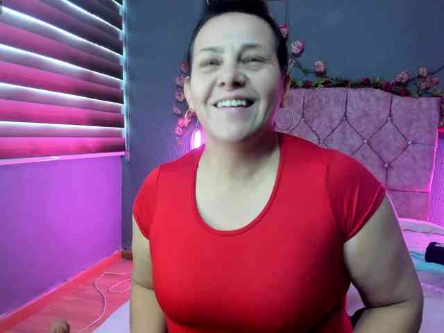 NatashaMilf webcam