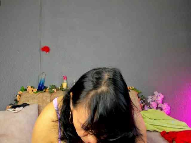 NatashaMilf webcam