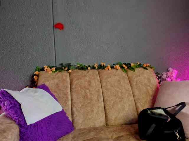 NatashaMilf webcam