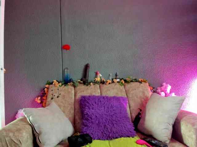 NatashaMilf webcam