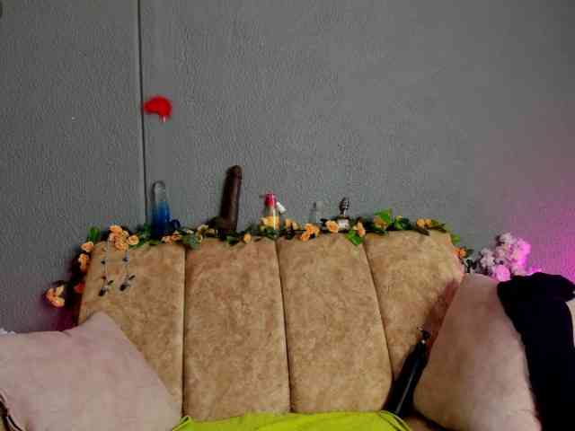 NatashaMilf webcam