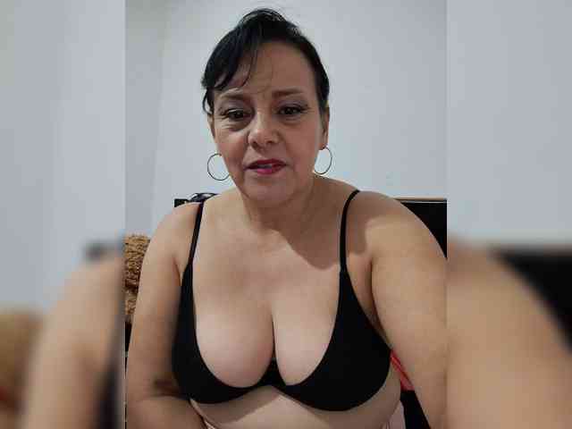 NatashaMilf webcam