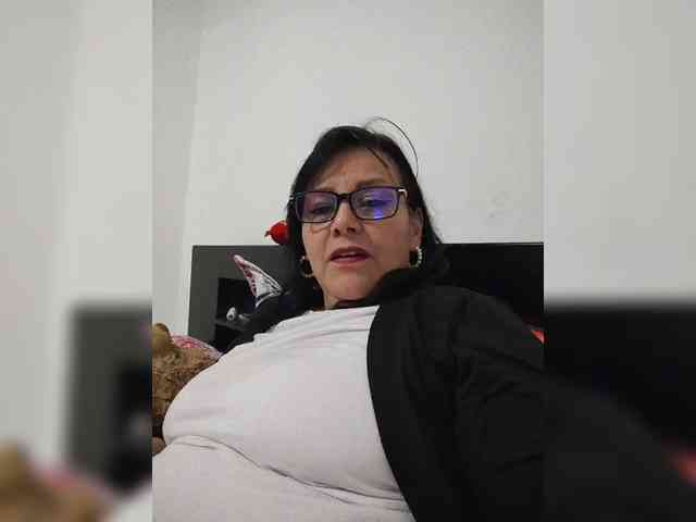NatashaMilf webcam