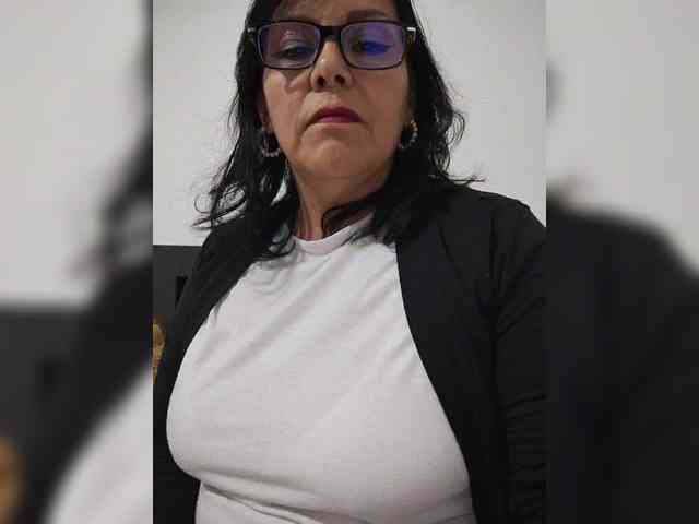 NatashaMilf webcam