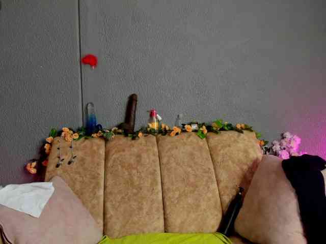NatashaMilf webcam