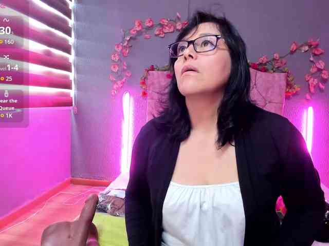 NatashaMilf webcam