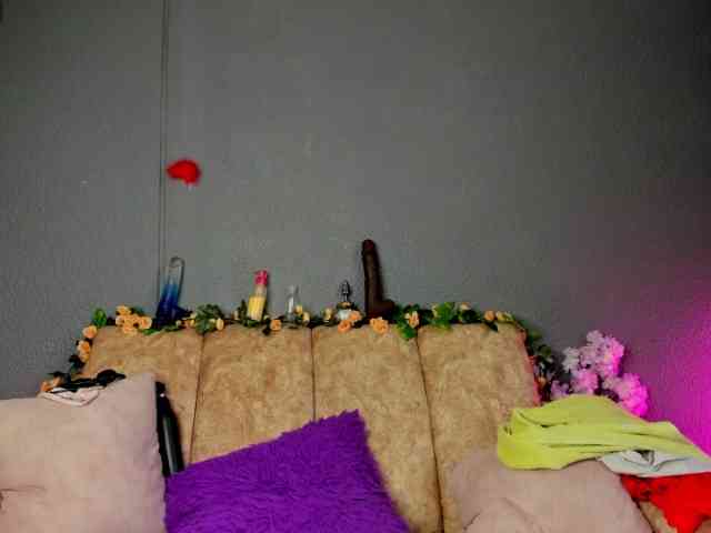 NatashaMilf webcam