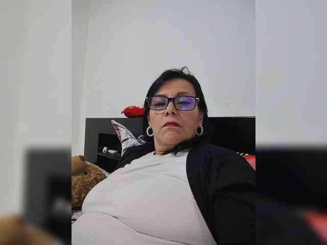 NatashaMilf webcam