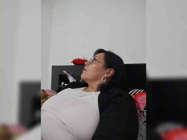 NatashaMilf webcam