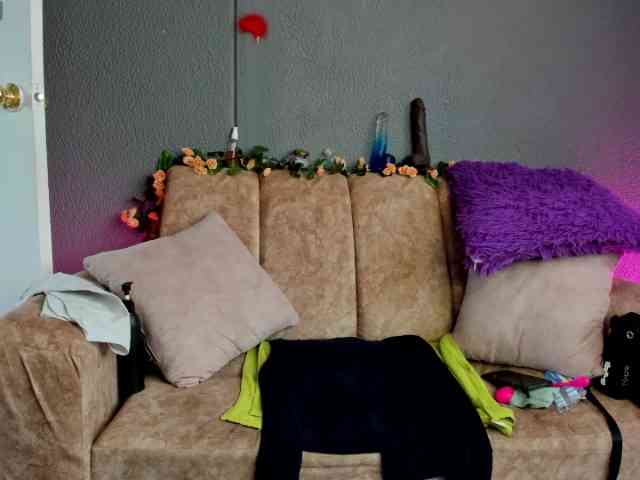 NatashaMilf webcam