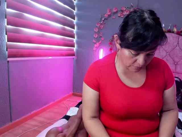 NatashaMilf webcam