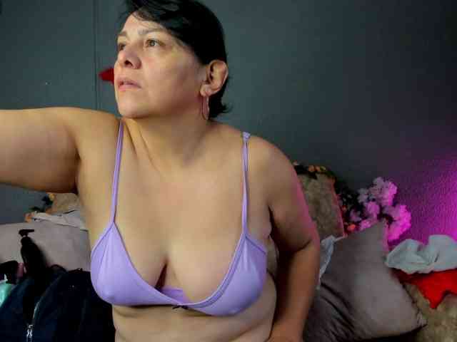NatashaMilf webcam