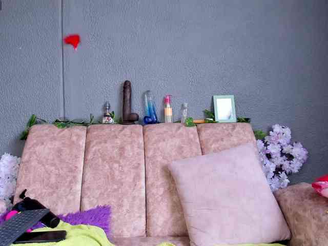 NatashaMilf webcam