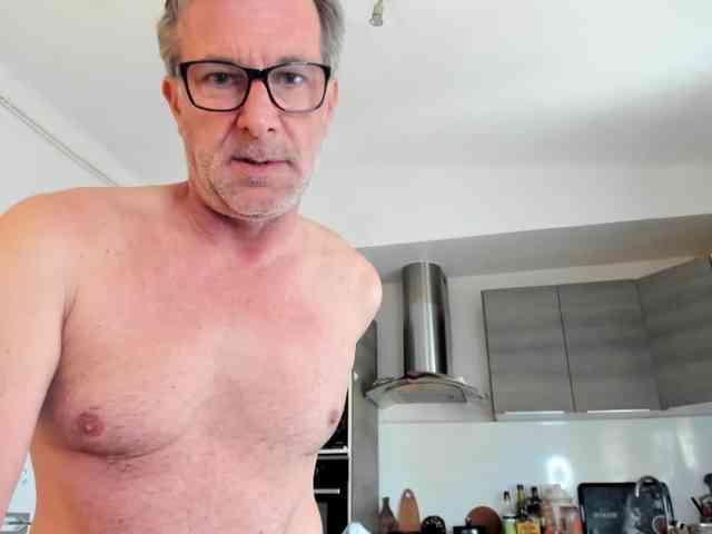 Munishpunish webcam