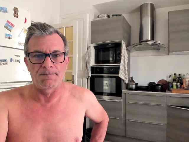 Munishpunish webcam