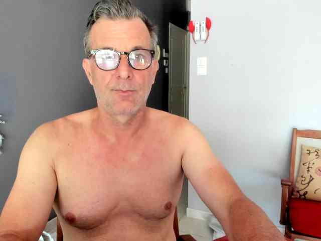 Munishpunish webcam