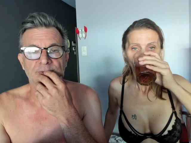 Munishpunish webcam