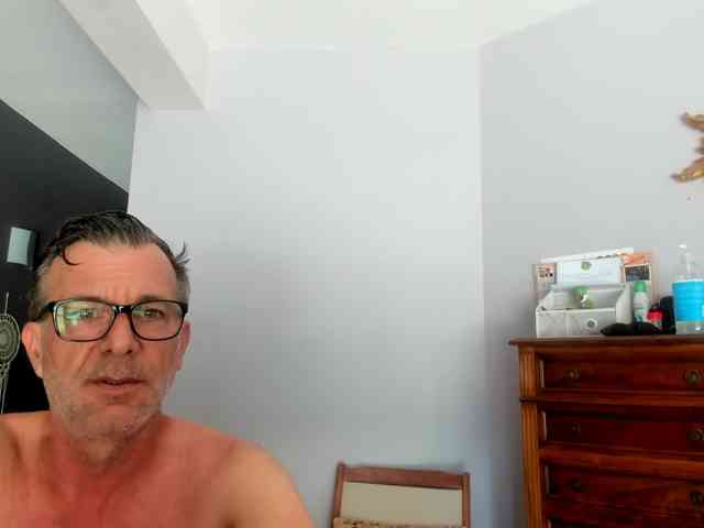 Munishpunish webcam