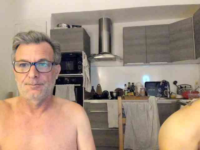 Munishpunish webcam