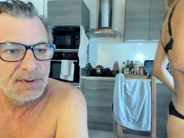 Munishpunish webcam