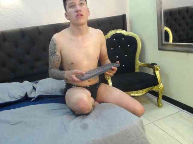 DicksonClarkk Live Webcam on BongaCams
